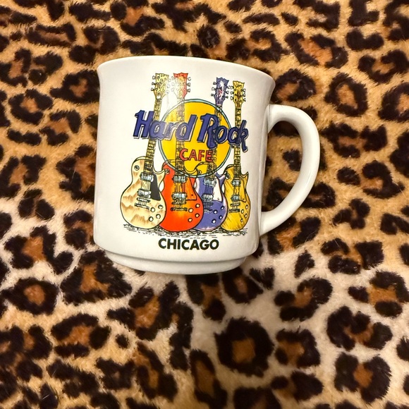 Vintage Hard Rock Cafe Chicago White Mug - Picture 2 of 4
